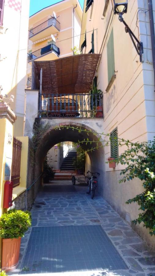 Da Rosettina Apartment Monterosso al Mare Bagian luar foto